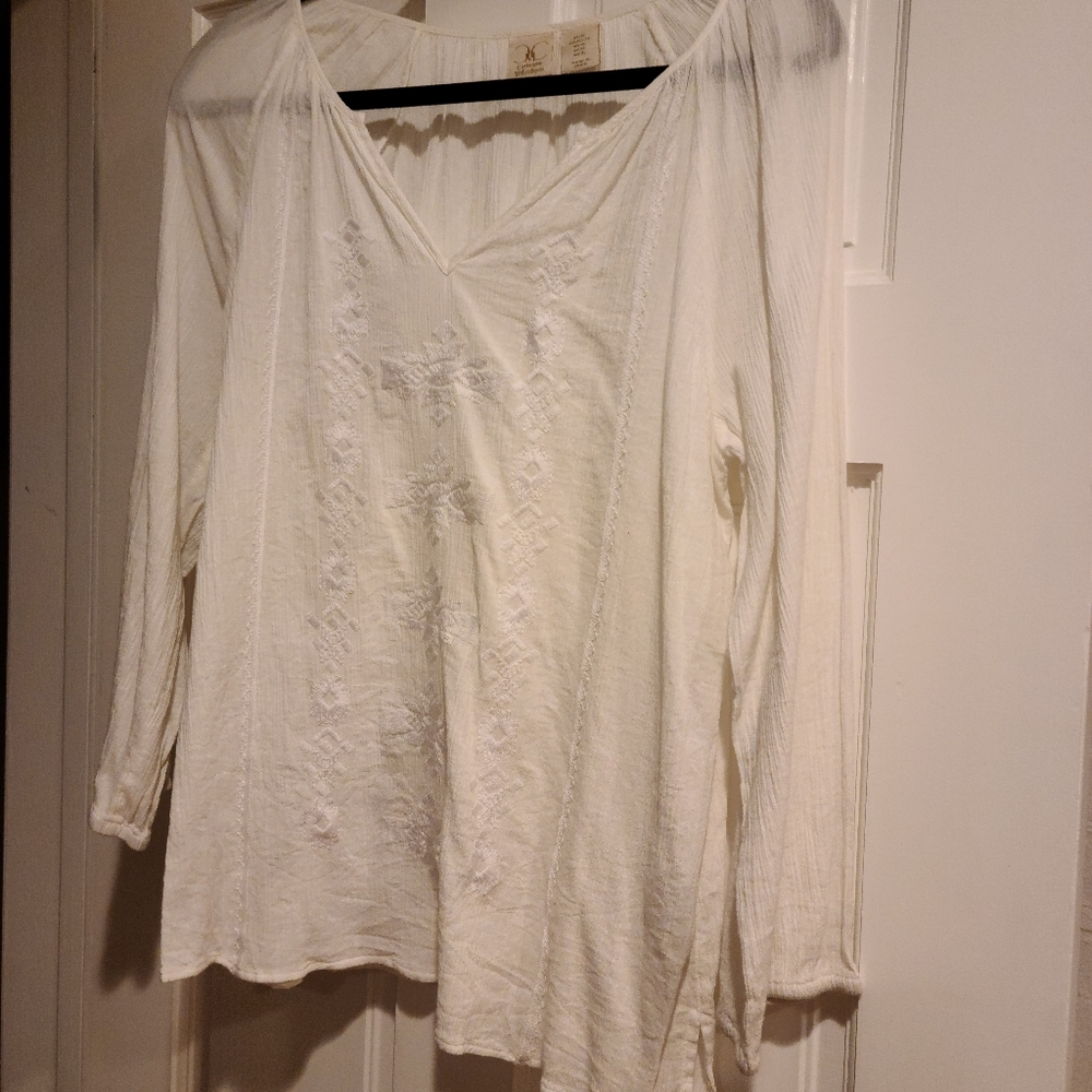 White gauze shirt